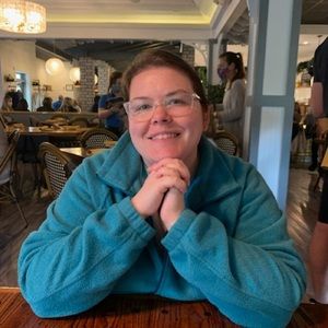 Meet your Posher, Krystal